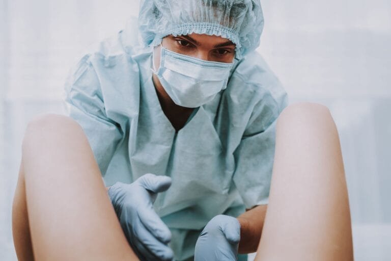 Pode ter parto normal depois da ninfoplastia? O que fazer