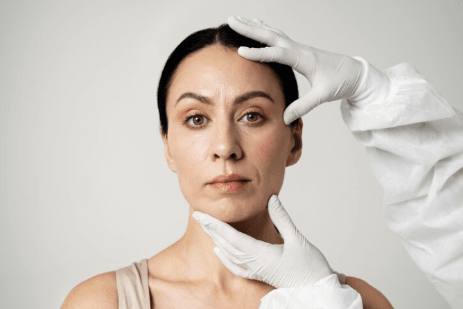 Em quais casos a blefaroplastia é indicada?